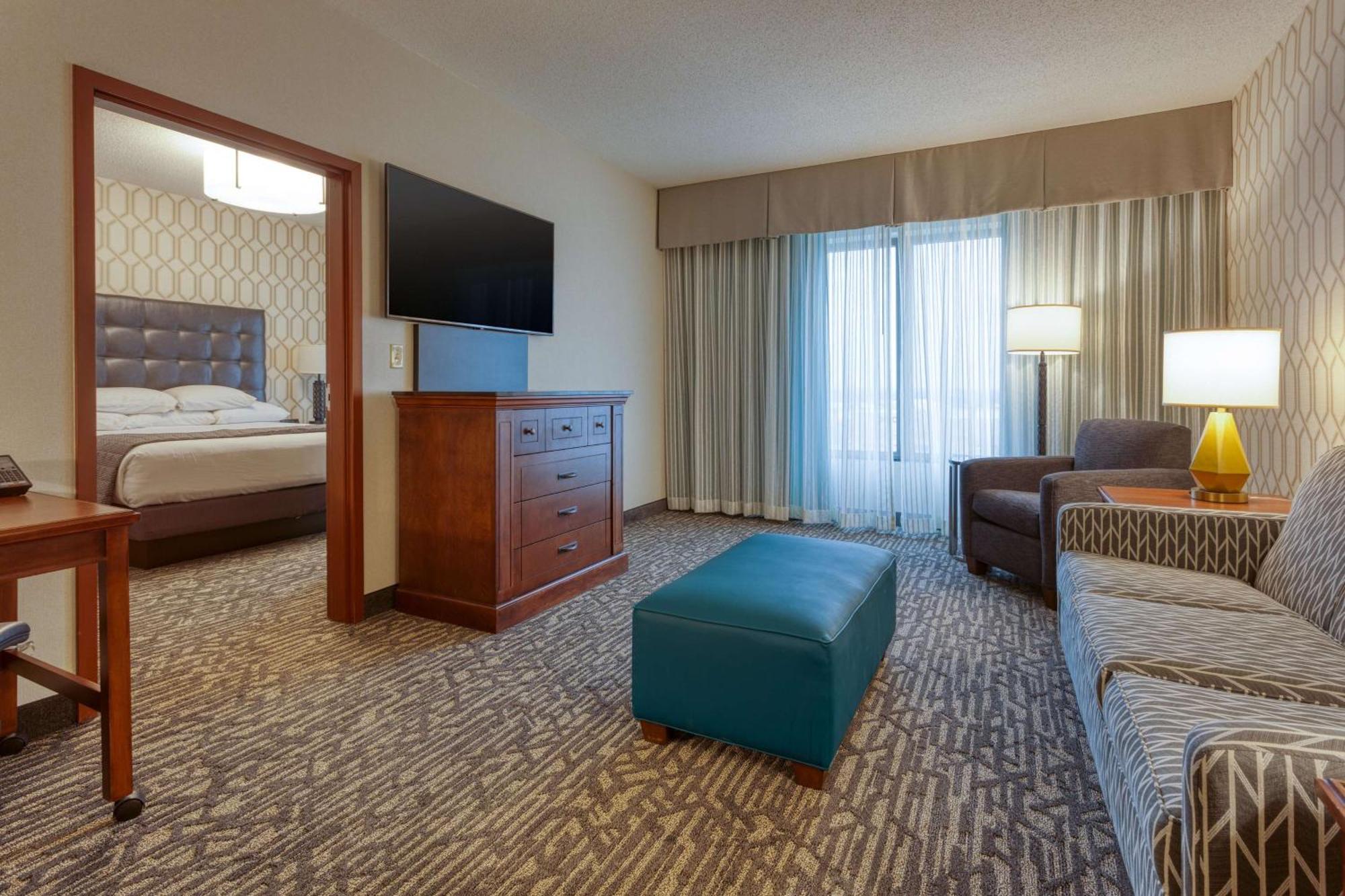 Drury Plaza Hotel St. Louis チェスターフィールド エクステリア 写真