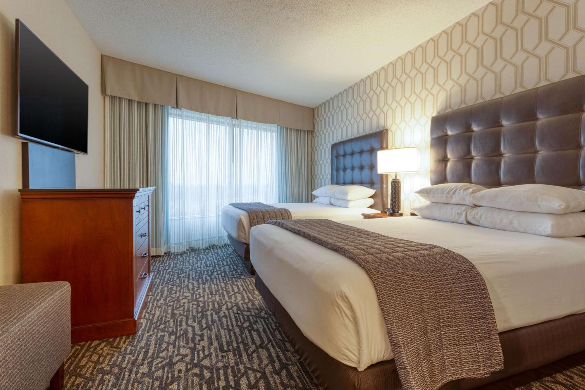 Drury Plaza Hotel St. Louis チェスターフィールド エクステリア 写真